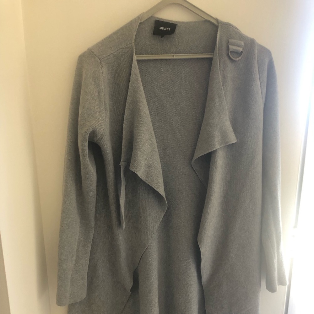 Object long grey cardigan
